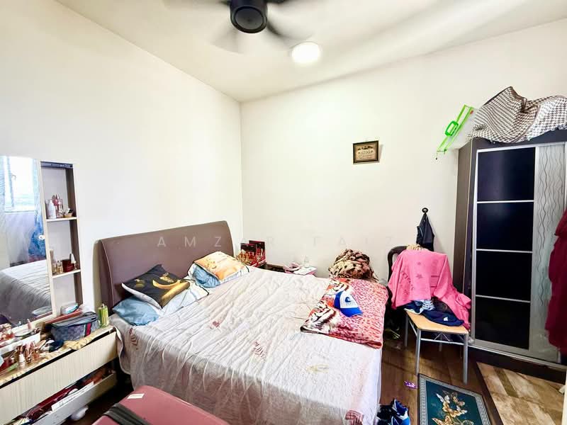 Service Residence for Sale at Symphony Tower (Menara Simfoni) - Amzar Faiz - Bedroom - PropertyGuru.com.my
