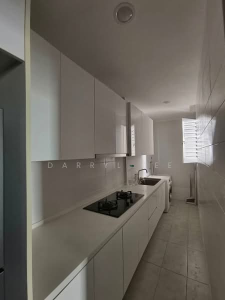 Service Residence for Sale at Paragon Residences @ Straits View - Darryl Kee - Kitchen - PropertyGuru.com.my