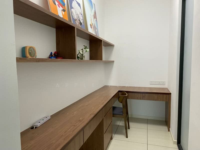 Condominium for Rent at Queens Residences Q2 @ Queens Waterfront - Apple Yeap - Study - PropertyGuru.com.my