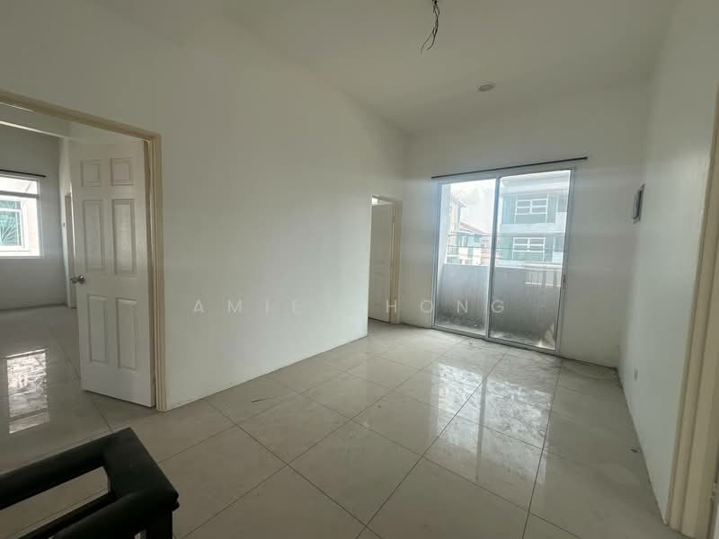 Klebang Double Storey Bungalow Facing Field For Sale untuk Untuk Dijual - RM 588,000, Apr 2026 - Living Room - PropertyGuru.com.my