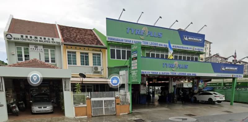 Shop for Rent in Jelutong (Penang) - YY Law - Exterior - PropertyGuru.com.my