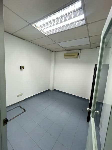 Shop / Office for Rent in Bandar Menjalara (Kuala Lumpur) - Yen Ching - Interior - PropertyGuru.com.my