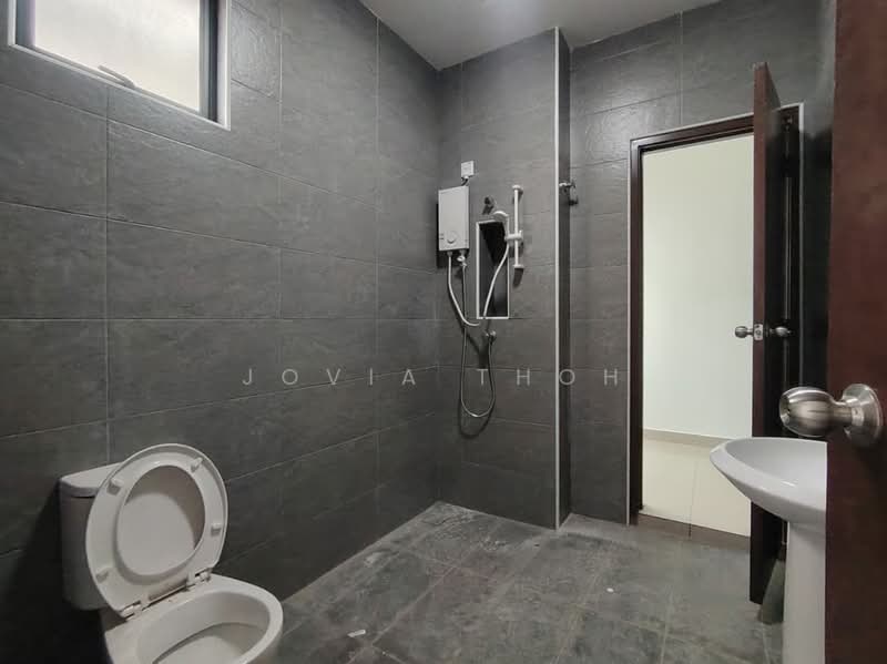 Terraced House for Rent in Skudai (Johor) - Jovia Thoh - Bathroom - PropertyGuru.com.my