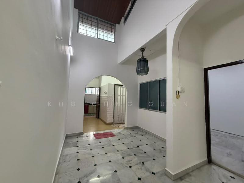 Rumah Teres 1-Tingkat untuk Dijual di Taman Bukit Kuchai (Bandar Kinrara) - Kho Chng Guan - Interior - PropertyGuru.com.my