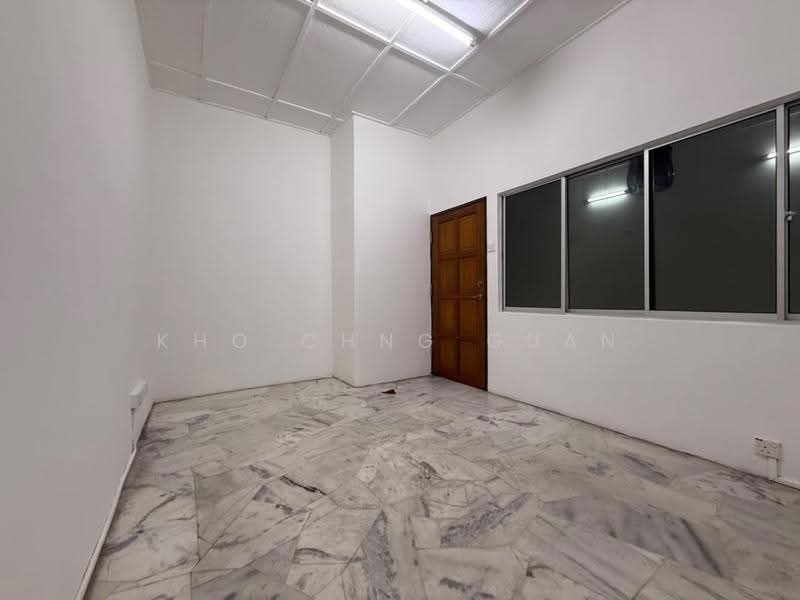 Rumah Teres 1-Tingkat untuk Dijual di Taman Bukit Kuchai (Bandar Kinrara) - Kho Chng Guan - Interior - PropertyGuru.com.my
