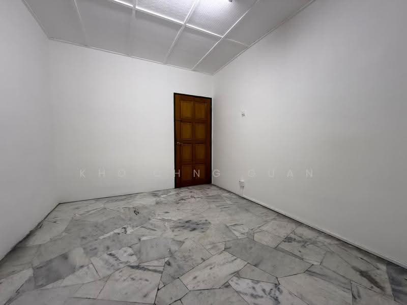 Rumah Teres 1-Tingkat untuk Dijual di Taman Bukit Kuchai (Bandar Kinrara) - Kho Chng Guan - Interior - PropertyGuru.com.my
