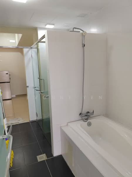 Encorp Strand Residence untuk Untuk Disewa - RM 1,700 /bulan, Apr 2026 - Bathroom - PropertyGuru.com.my