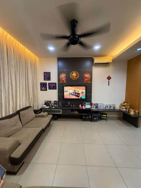 2-storey Terraced House for Sale in Taman Nusa Bestari (Iskandar Puteri (Nusajaya)) - Calley Chin - Living Room - PropertyGuru.com.my