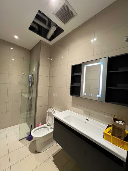 Service Residence for Sale at Paradigm Residence - Jim Lim - Bathroom - PropertyGuru.com.my