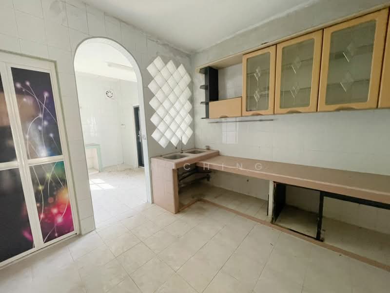 2-storey Terraced House for Sale in Bandar Menjalara (Kuala Lumpur) - Yen Ching - Kitchen - PropertyGuru.com.my