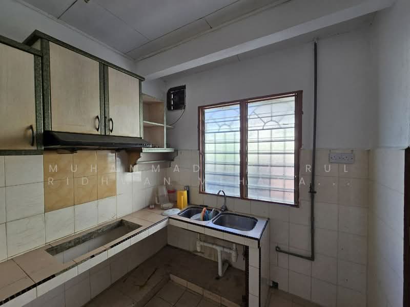 Taman Desa Mewah untuk Untuk Dijual - RM 465,000, Apr 2026 - Kitchen - PropertyGuru.com.my