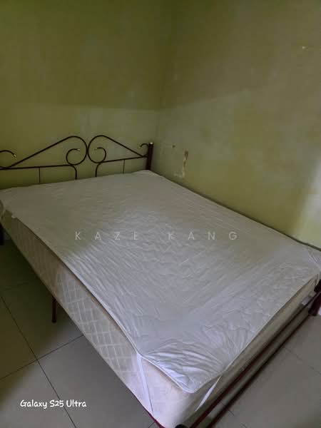 Flat for Rent at Desa Putra - Kaze Kang - Bedroom - PropertyGuru.com.my