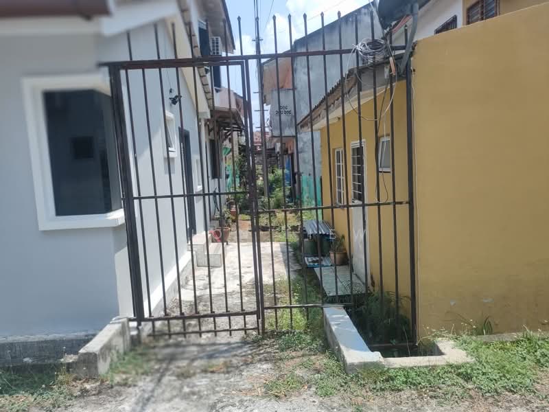 Terraced House for Sale in Sungai Buloh (Selangor) - Rion Liew - Exterior - PropertyGuru.com.my