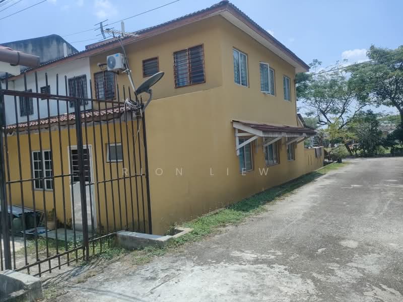Terraced House for Sale in Sungai Buloh (Selangor) - Rion Liew - Exterior - PropertyGuru.com.my