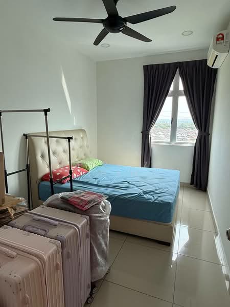 Service Residence for Sale at Meridin Bayvue Serviced Apartment - Impreeza Tham - Bedroom - PropertyGuru.com.my