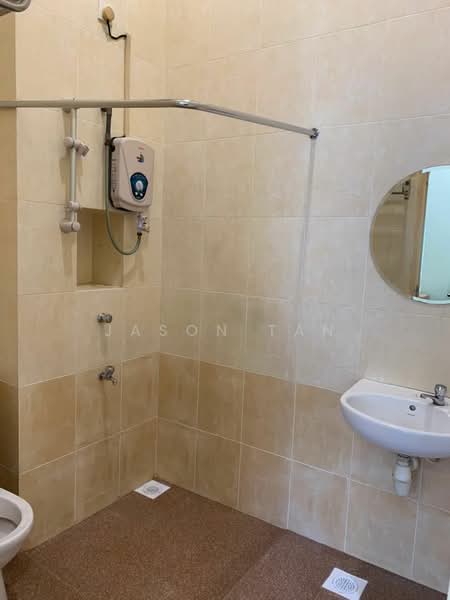 Link Bungalow for Sale in Austin Heights (Tebrau) - Jason Tan - Bathroom - PropertyGuru.com.my