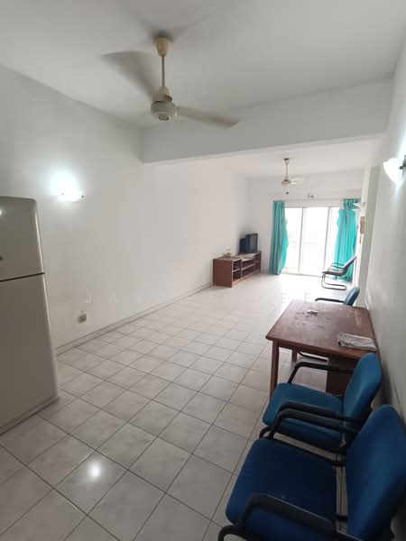 Condominium for Sale at Tiara Duta - Jayden Yee - Living Room - PropertyGuru.com.my