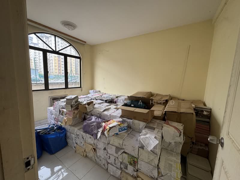 Condominium for Sale at Catalina Villa - Wan Mujahid - Bedroom 4 - PropertyGuru.com.my