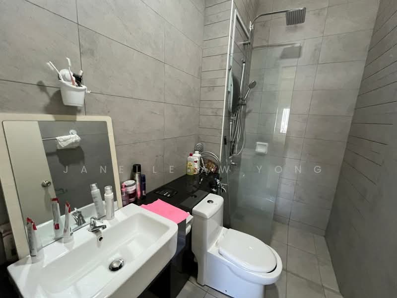 Terraced House for Sale in Johor Bahru (Johor) - Janelle Aw Yong - Bathroom - PropertyGuru.com.my
