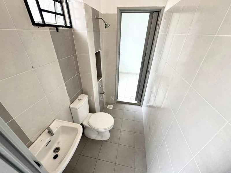 2-storey Terraced House for Sale in Nusa Bayu (Iskandar Puteri (Nusajaya)) - Nathan Chan - Bathroom - PropertyGuru.com.my