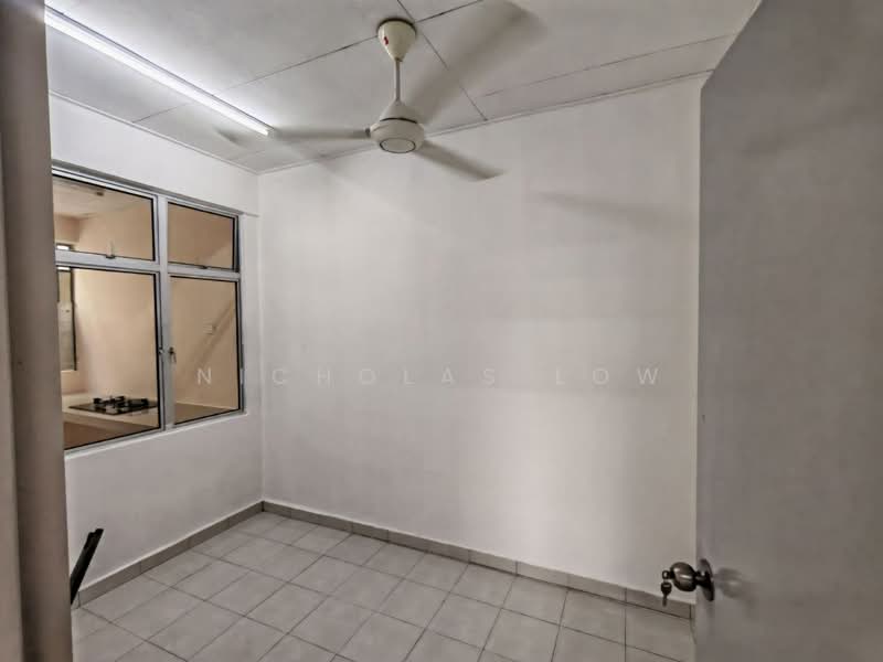 Apartment for Rent at Seri Mutiara Mas - Nicholas Low - Interior - PropertyGuru.com.my