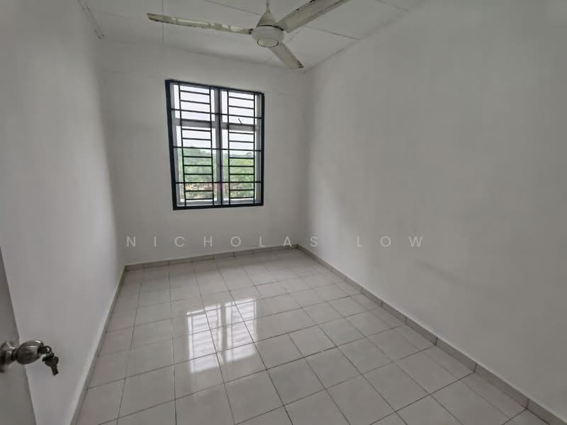 Apartment for Rent at Seri Mutiara Mas - Nicholas Low - Interior - PropertyGuru.com.my