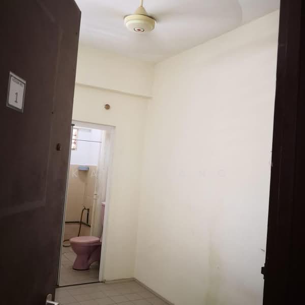 Desa Selatan untuk Untuk Disewa - RM 900 /bulan, Mac 2026 - Entrance - PropertyGuru.com.my