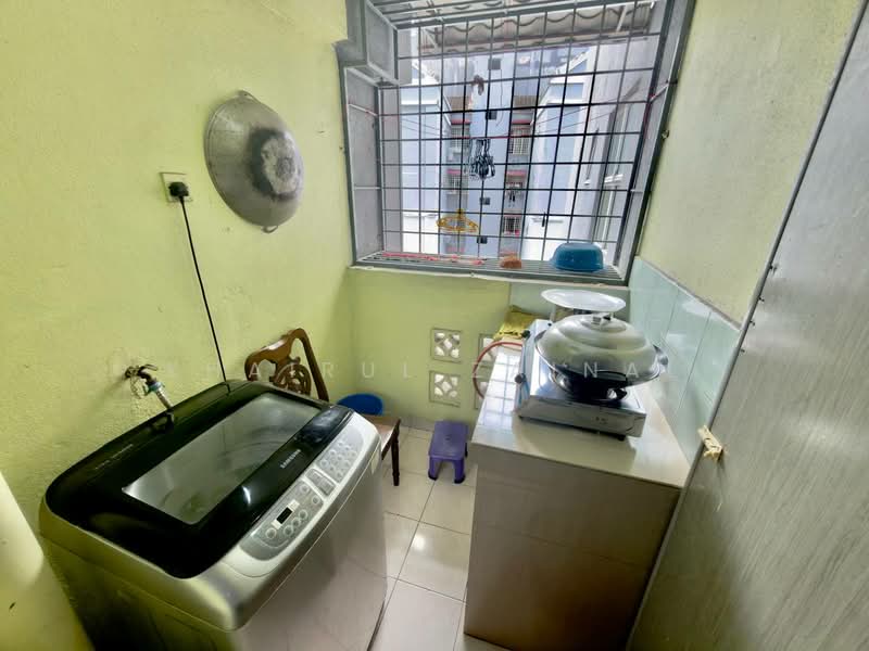 Avenue Court untuk Untuk Dijual - RM 295,000, Apr 2026 - Balcony - PropertyGuru.com.my