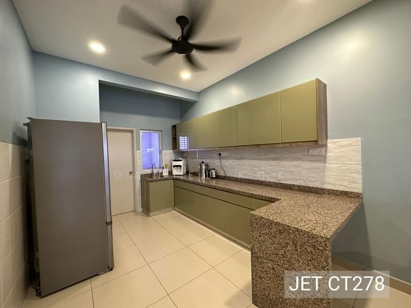 2-storey Terraced House for Sale in Bandar Botanic (Klang) - Daniel Kok - Kitchen - PropertyGuru.com.my