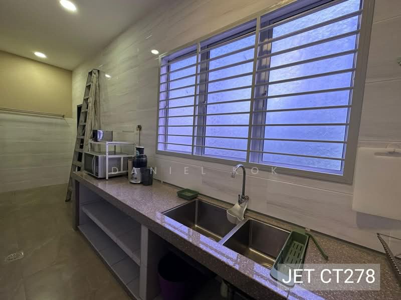 2-storey Terraced House for Sale in Bandar Botanic (Klang) - Daniel Kok - Kitchen - PropertyGuru.com.my