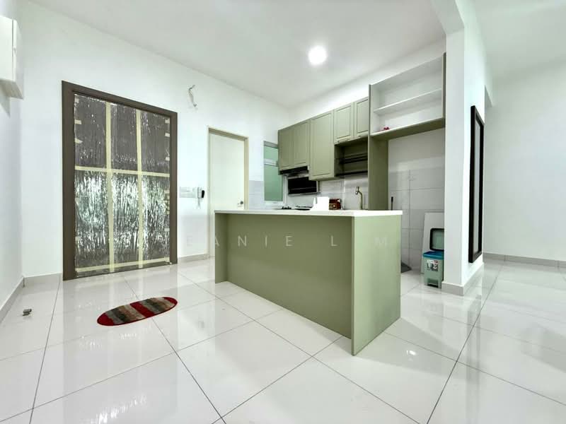 Ferringhi Residence 2 untuk Untuk Disewa - RM 2,299 /bulan, Mac 2026 - Kitchen - PropertyGuru.com.my