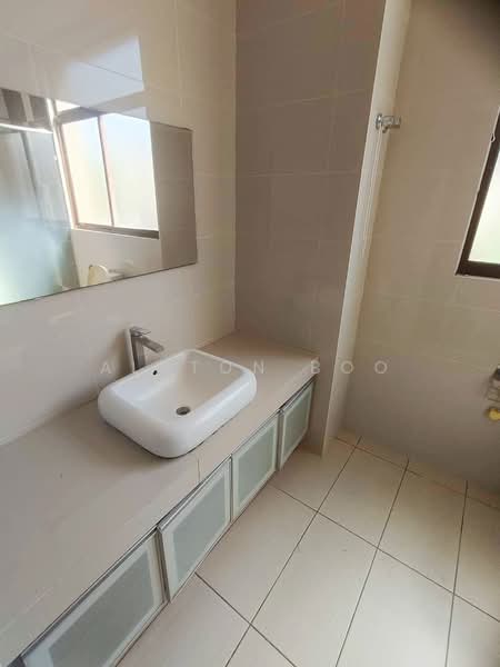 3-storey Terraced House for Rent in Semenyih (Selangor) - Alston Boo - Bathroom - PropertyGuru.com.my