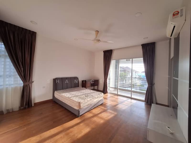 Bungalow for Rent in Bandar Puteri Puchong (Puchong) - Shanice Low - Bedroom - PropertyGuru.com.my