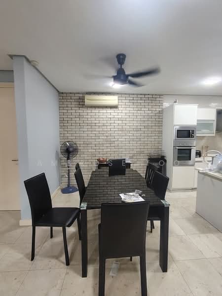 The Capsquare Residences untuk Untuk Dijual - RM 1,000,000, Mac 2026 - Dining Room - PropertyGuru.com.my