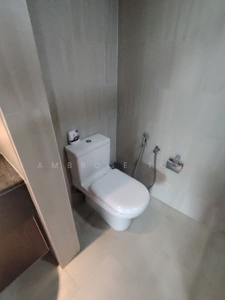 The Capsquare Residences untuk Untuk Dijual - RM 1,000,000, Mac 2026 - Bathroom - PropertyGuru.com.my