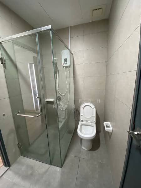 Service Residence for Rent at Aera Residence - Teng Poh Hong - Bathroom - PropertyGuru.com.my