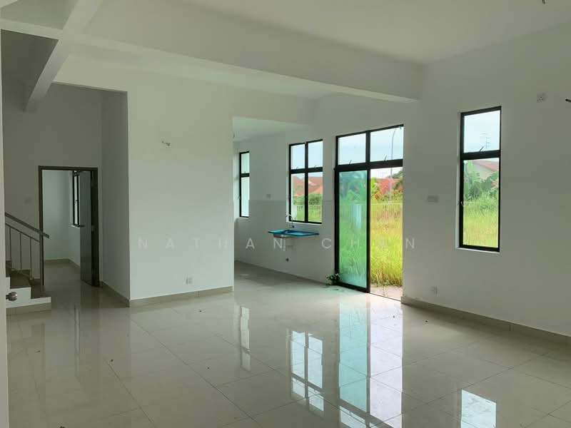 Cluster House for Sale in Mutiara Rini (Skudai) - Nathan Chan - Living Room - PropertyGuru.com.my