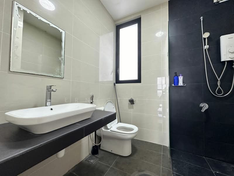 Servis Apartment untuk Dijual di Eco Nest - Ernest Lew - Bathroom - PropertyGuru.com.my