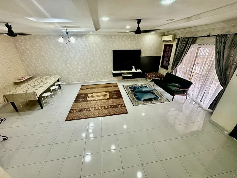 Bukit Bandaraya Sekyen U11 Shah Alam Landed untuk Untuk Dijual - RM 710,000, Apr 2026 - Living Room - PropertyGuru.com.my