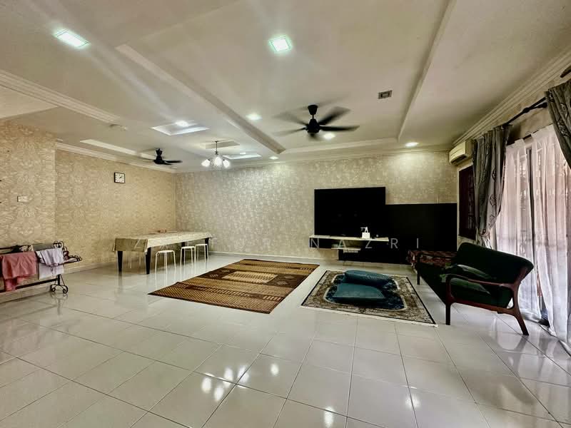 Bukit Bandaraya Sekyen U11 Shah Alam Landed untuk Untuk Dijual - RM 710,000, Apr 2026 - Living Room - PropertyGuru.com.my