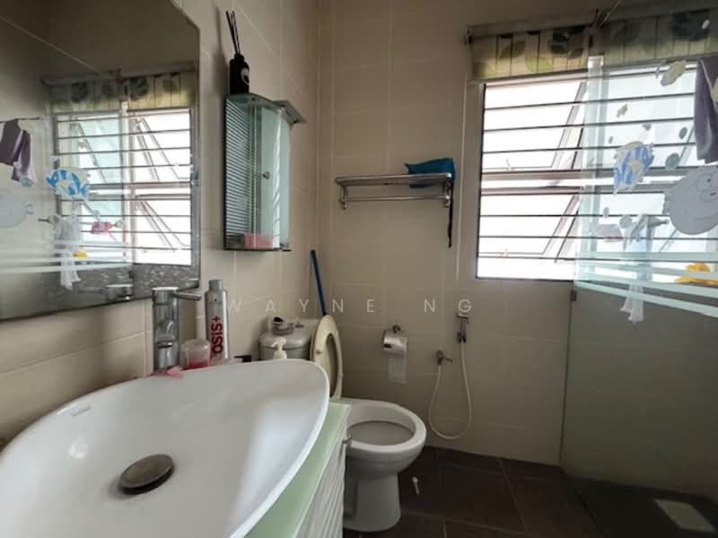 Semi-Detached House for Sale in Happy Garden (Kuchai Lama) - Wayne Ng - Bathroom - PropertyGuru.com.my