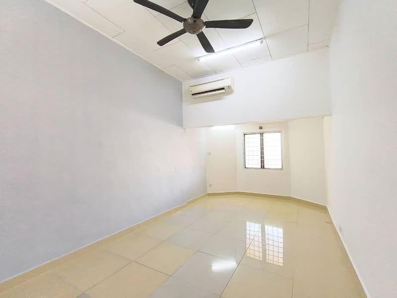 1-storey Terraced House for Sale in Taman Selayang Jaya (Selayang) - Kelly Lai - Interior - PropertyGuru.com.my