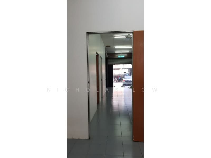 Shop for Rent in Taman Setia Indah (Tebrau) - Nicholas Low - Corridor - PropertyGuru.com.my
