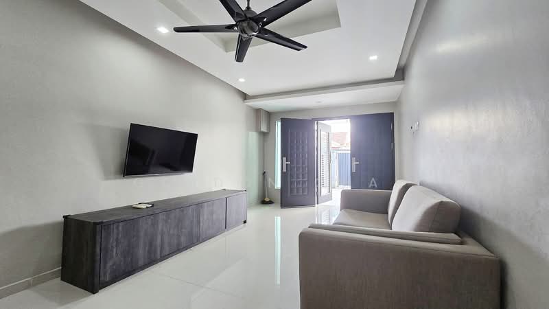 1-storey Terraced House for Sale in Bukit Indah (Iskandar Puteri (Nusajaya)) - Gordon Chai - Living Room - PropertyGuru.com.my