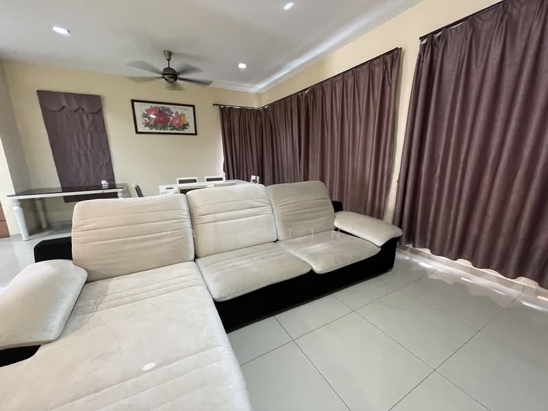 Cluster House for Rent in Horizon Hills (Iskandar Puteri (Nusajaya)) - Jack Ting - Living Room - PropertyGuru.com.my