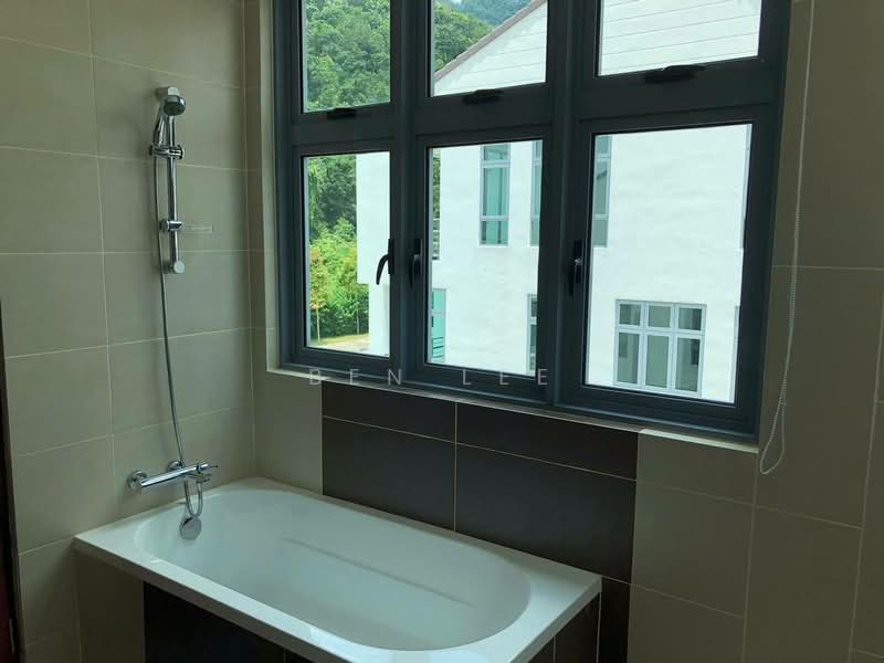 Terraced House for Rent in Sungai Ara (Penang) - Ben Lee - Bathroom - PropertyGuru.com.my