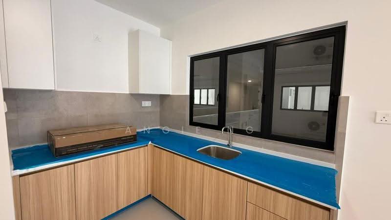 Kediaman Servis untuk Dijual di Hana @ Eco Ardence - Angie Ng - Kitchen - PropertyGuru.com.my