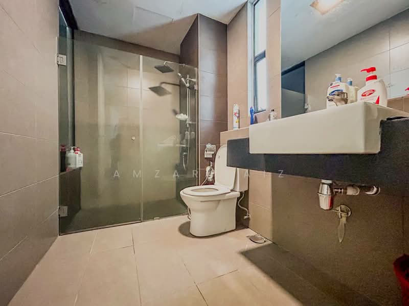 Service Residence for Sale at MKH Boulevard - Amzar Faiz - Bathroom - PropertyGuru.com.my