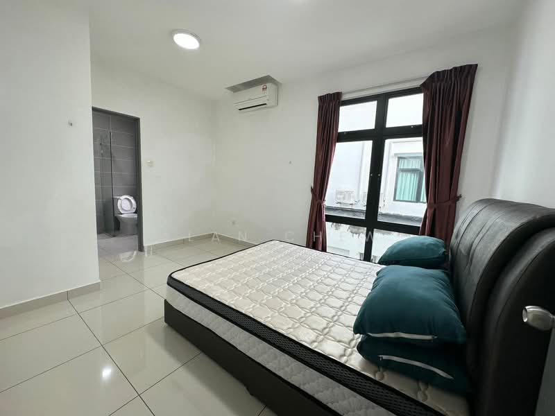 Cluster House for Sale in Taman Mutiara Mas (Skudai) - Alan Chew - Bedroom - PropertyGuru.com.my
