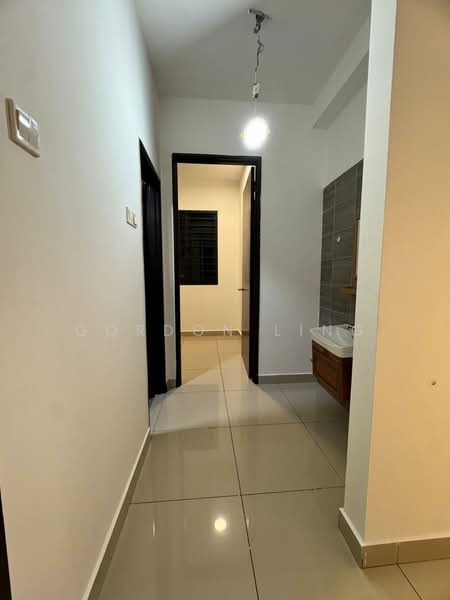 Service Residence for Sale at Symphony Tower (Menara Simfoni) - Gordon Ling - Corridor - PropertyGuru.com.my